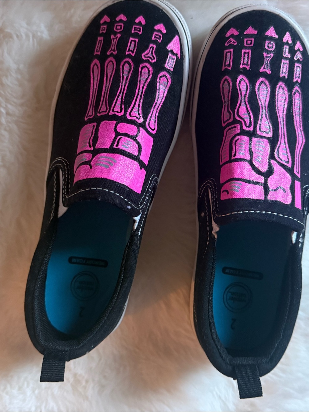 wonder nation Black Slip-On Sneakers with Hot Pink Skeleton Print